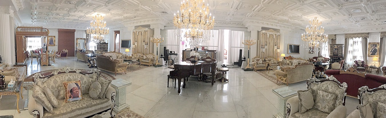 Panoramic view of the palace Living Room.